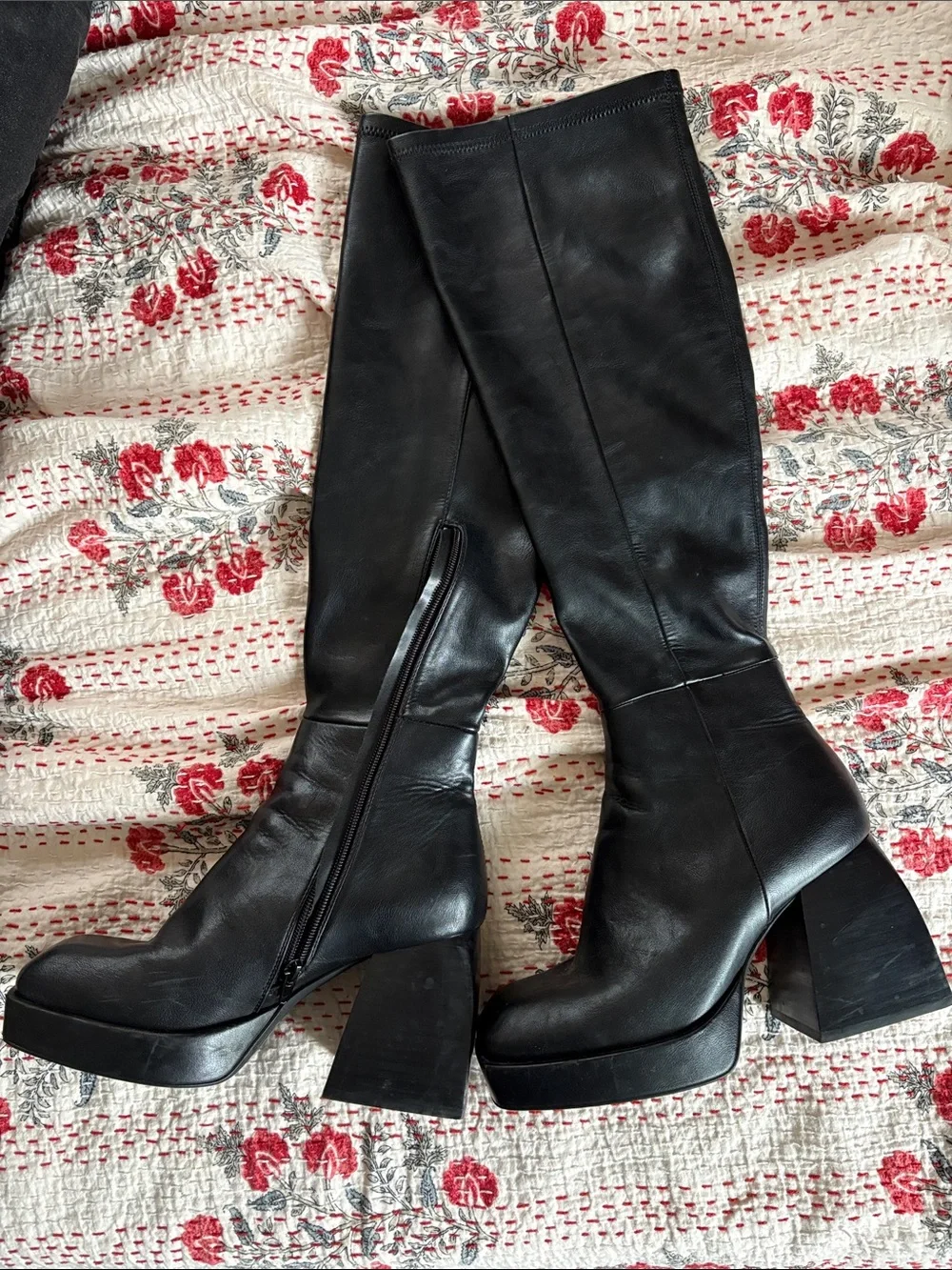 Jeffrey Campbell Dauphin Black Knee High Boots Size 8